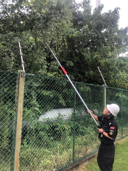 C:/Users/BA/Desktop/風雨過后南京保安迅速行動，恢復(fù)安“寧”面貌/2.jpg2